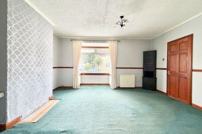 5, Chestnut Crescent, Denny photo 3