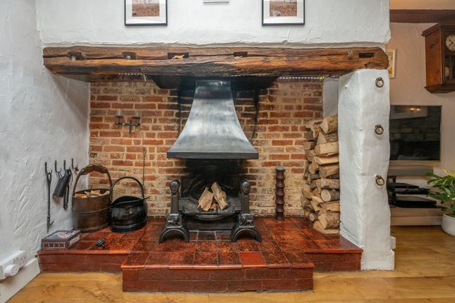 56 High Street, Alcester photo 4
