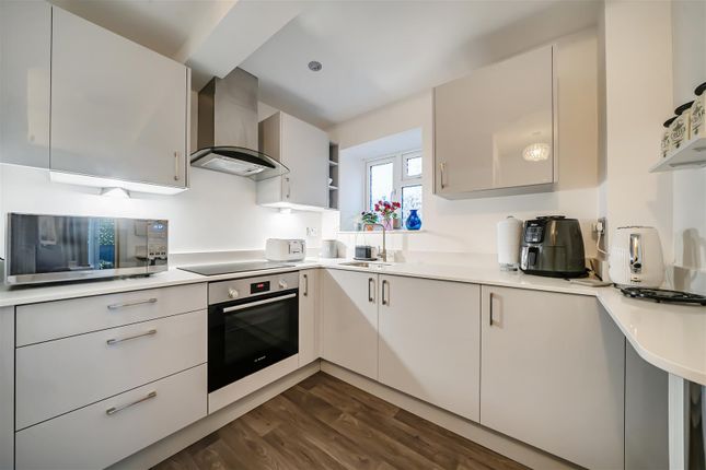 Garden Cottage, 42b Bath Road, Bristol photo 3