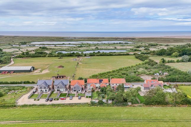 2 Gorleston Cottages, Main Road, King's Lynn photo 2