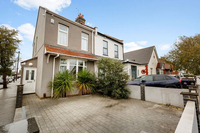 2-bed terraced on Lonsdale Road, Southend-on-sea, £325,000
