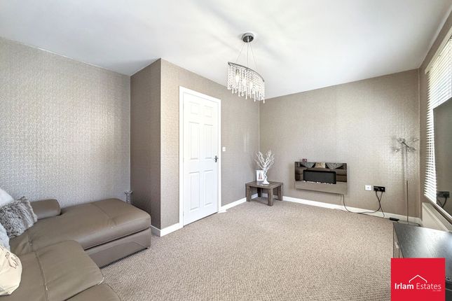 41 Lorna Way, Manchester photo 3
