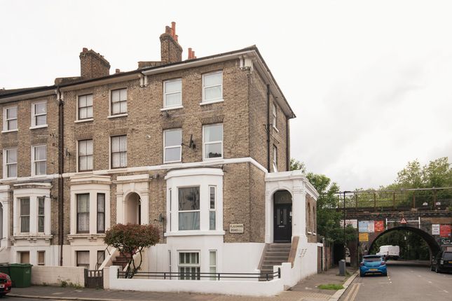Thumbnail Flat for sale in Flaxman Road, Camberwell
