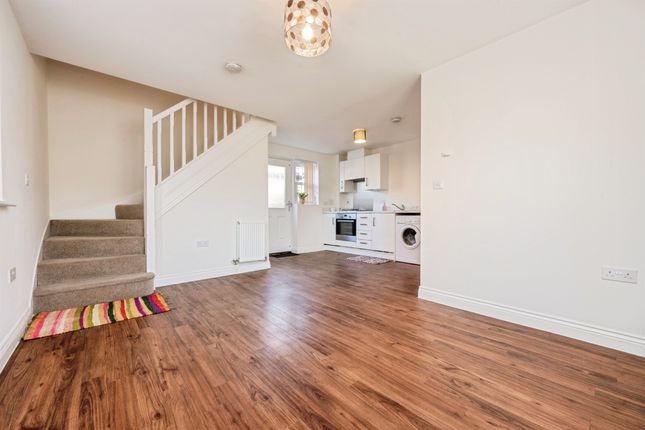 18, Brocklehurst Road, Bedford photo 3