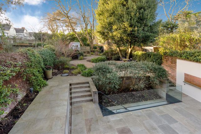 Property for sale in Clorane Gardens, Hampstead