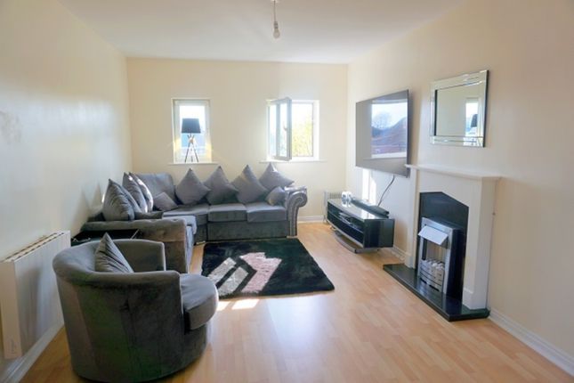 Flat for sale in 16 Aster Court, 8 Southport Road