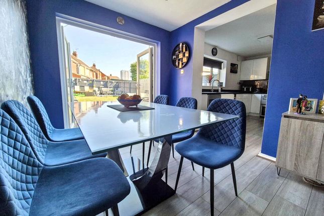 8, North Drive, Hebburn photo 3