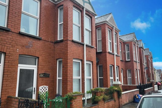 Town house for sale in Dewsland Street, Milford Haven