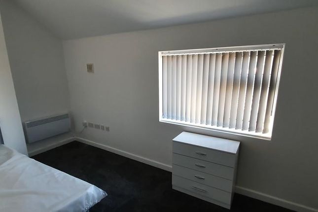 Shared accommodation for sale in King Georges Road, New Rossington, Doncaster
