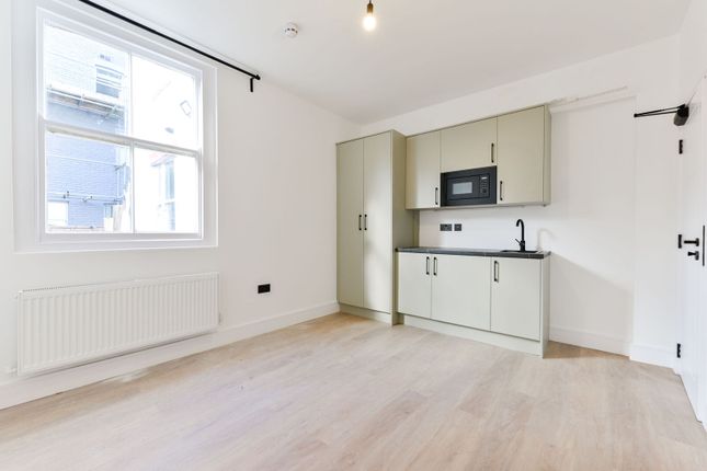 Montpelier Road, W5, Ealing photo 2