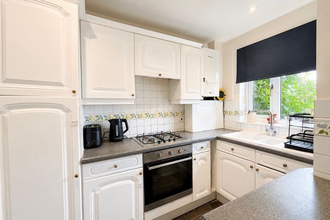 8, Borehamwood photo 3