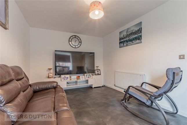 16, Green Pastures Way, Oldham photo 3