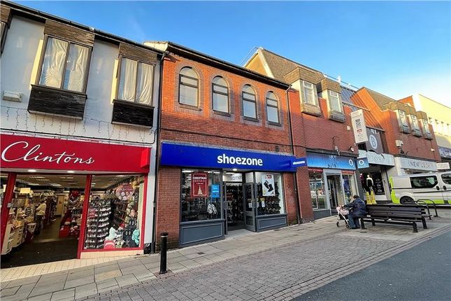 Retail premises to let in Castle Street, Hinckley, Leicestershire