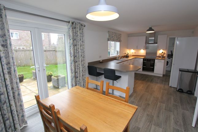 93 Plasnewydd Walk, Llantwit Major photo 2