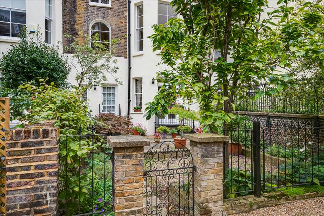 Flat for sale in Clifton Gardens, Little Venice W9.