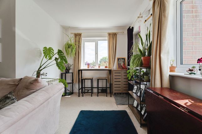4, Raydon Croft, Stowmarket photo 4