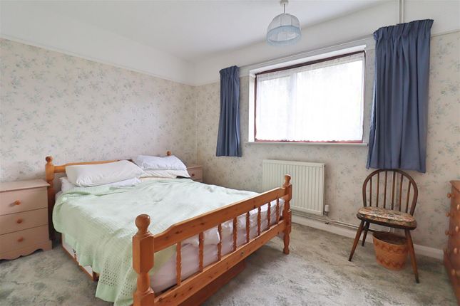 7, Cliffield, Braintree photo 5