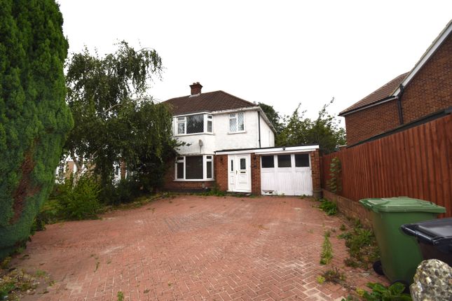 Thumbnail Property to rent in Raymond Road, Langley, Slough