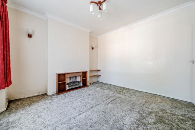 25, Bristol Drive, Lincoln photo 4