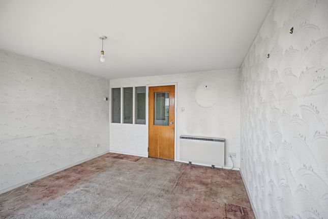 43 Ivanhoe Road, Cumbernauld photo 5