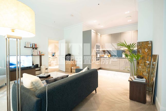 Flat 53, London photo 4