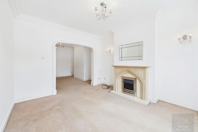 13, Northfield Gardens, South Shields photo 4