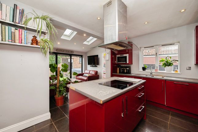 28, Filby Lane, Great Yarmouth photo 3