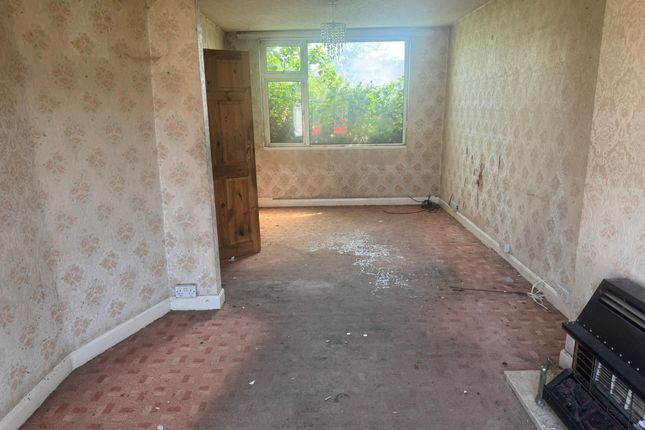 70 Catesby Road, 70 Catesby Road, Coventry photo 2