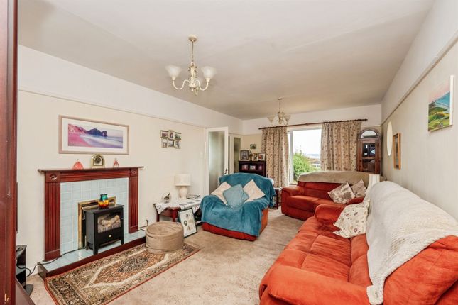 6, Shrubbery Lane, Weymouth photo 3