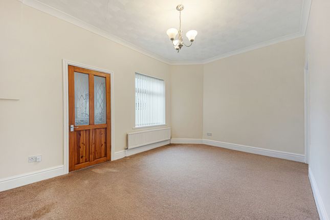 90 Newton Road, Warrington photo 3