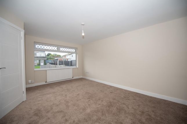 Neston Drive, Nottingham photo 4