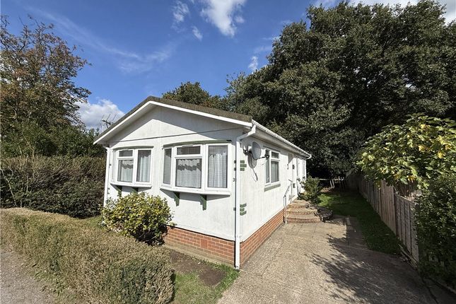 2-bed caravan on 31, Surrey Hills Residential Park, Tadworth, £180,000