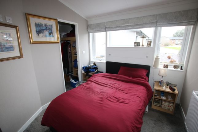 24 Bucklesham Park Holiday Village, The Heath, Ipswich photo 4
