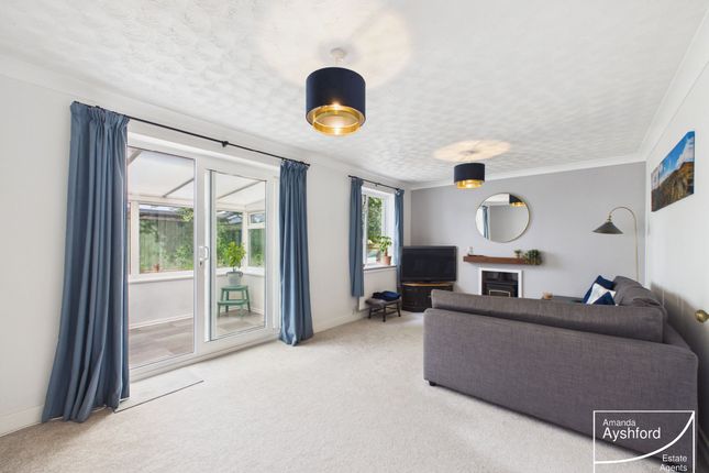 114 Steed Close, Paignton photo 3