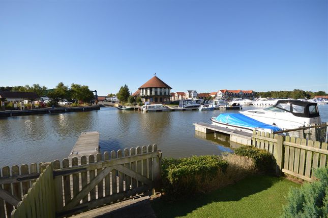 Thumbnail Property to rent in Park Lane, Burton Waters, Lincoln