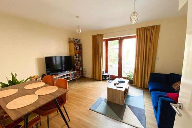 11, Abberley Wood, Great Shelford, Cambridge photo 4