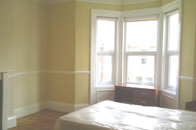 224, Wingrove Avenue , Fenham photo 3
