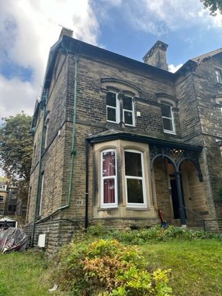 Thumbnail Semi-detached house to rent in Parkfield Road, Bradford, West Yorkshire