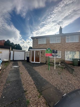 Thumbnail Semi-detached house to rent in Kinross Crescent, Loughborough