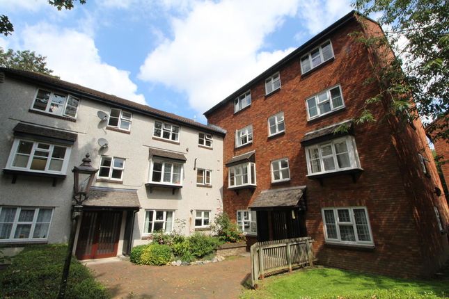 Thumbnail Flat for sale in Springfield Road, Poole