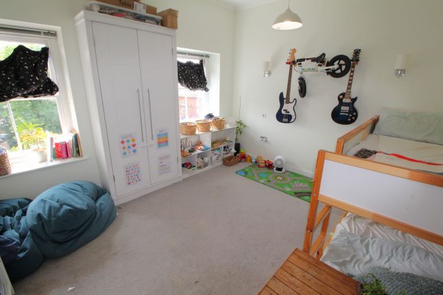 Flat for sale in Quarry Street, Guildford