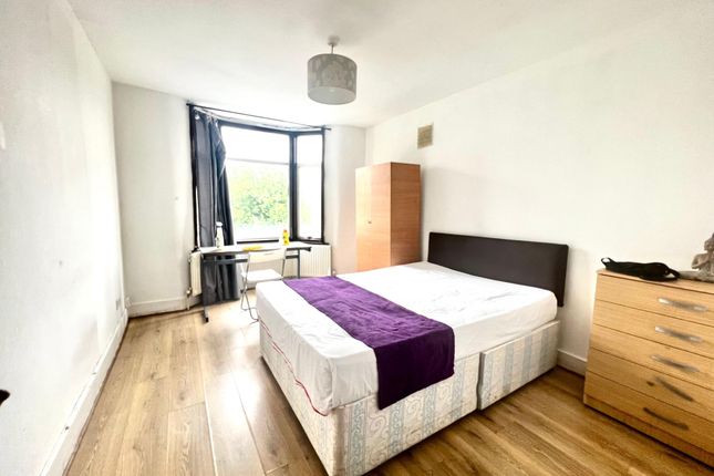 Thumbnail Room to rent in Seventh Avenue, London