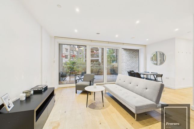 2-bed flat on Apt 103, Tarling House, London, £660,000