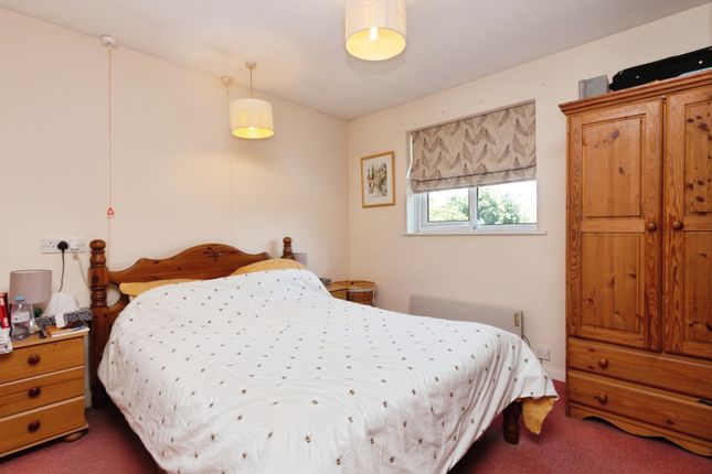12, Gaskell Court (A), Holybourne photo 4