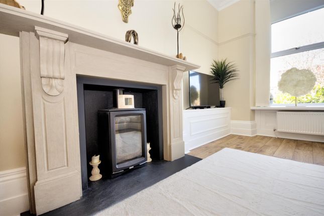24, Merrilocks Road, Blundellsands photo 4