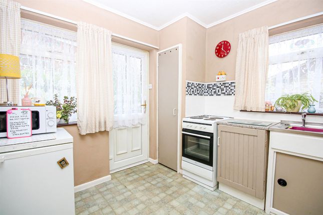 20, Violet Road, Norwich photo 3