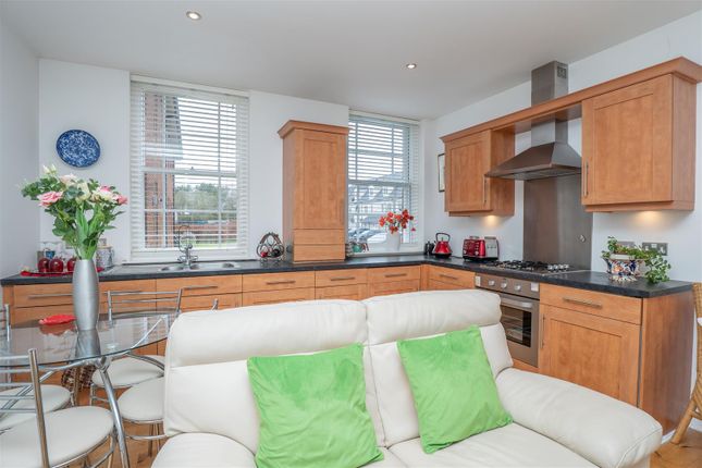 Flat for sale in Quinn Court, Lanark