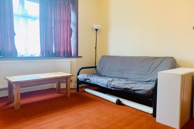 Tiverton Road Hounslow Tw3 1 Bedroom Flat To Rent