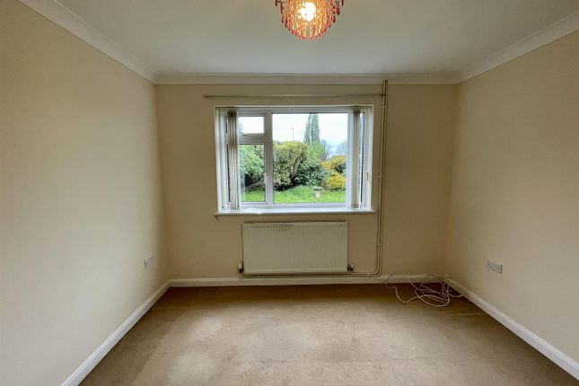 Bungalow to rent in Tibberton Lane, Huntley, Gloucester