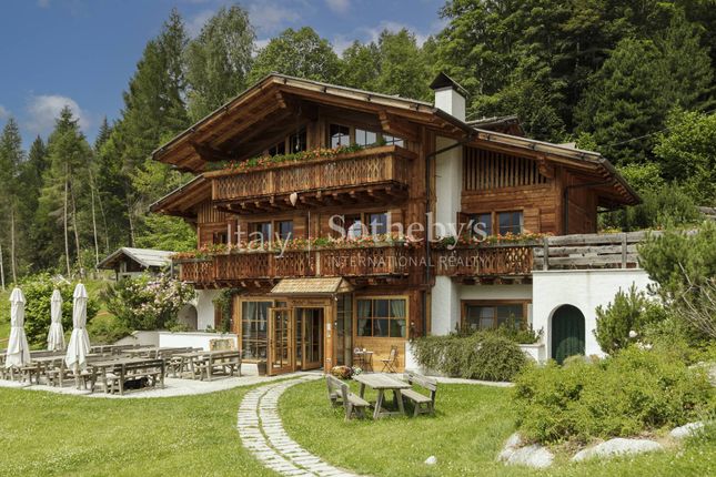 Villa for sale in Località Fogajard, Pinzolo, Trentino Alto Adige